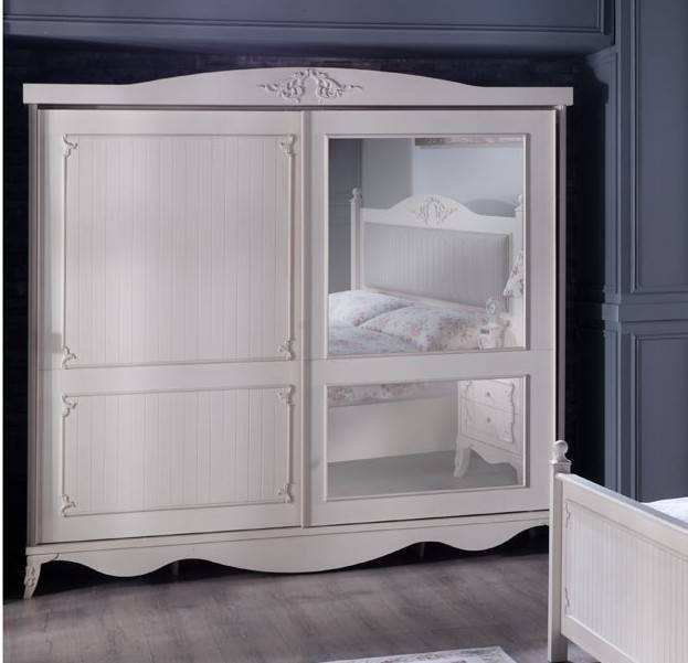 Элитный белый шкаф-купе для спальни