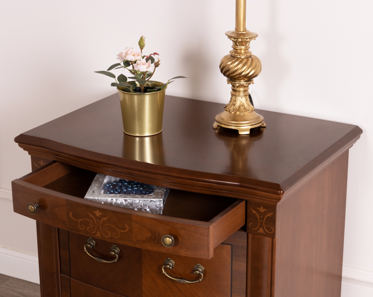 Тумба Panamar Classico, цвет: орех/ черешня, 62x44x61 см (837.000.P)837.000.P Тумба Panamar Classico, цвет: орех/ черешня, 62x44x61 см (837.000.P)837.000.P