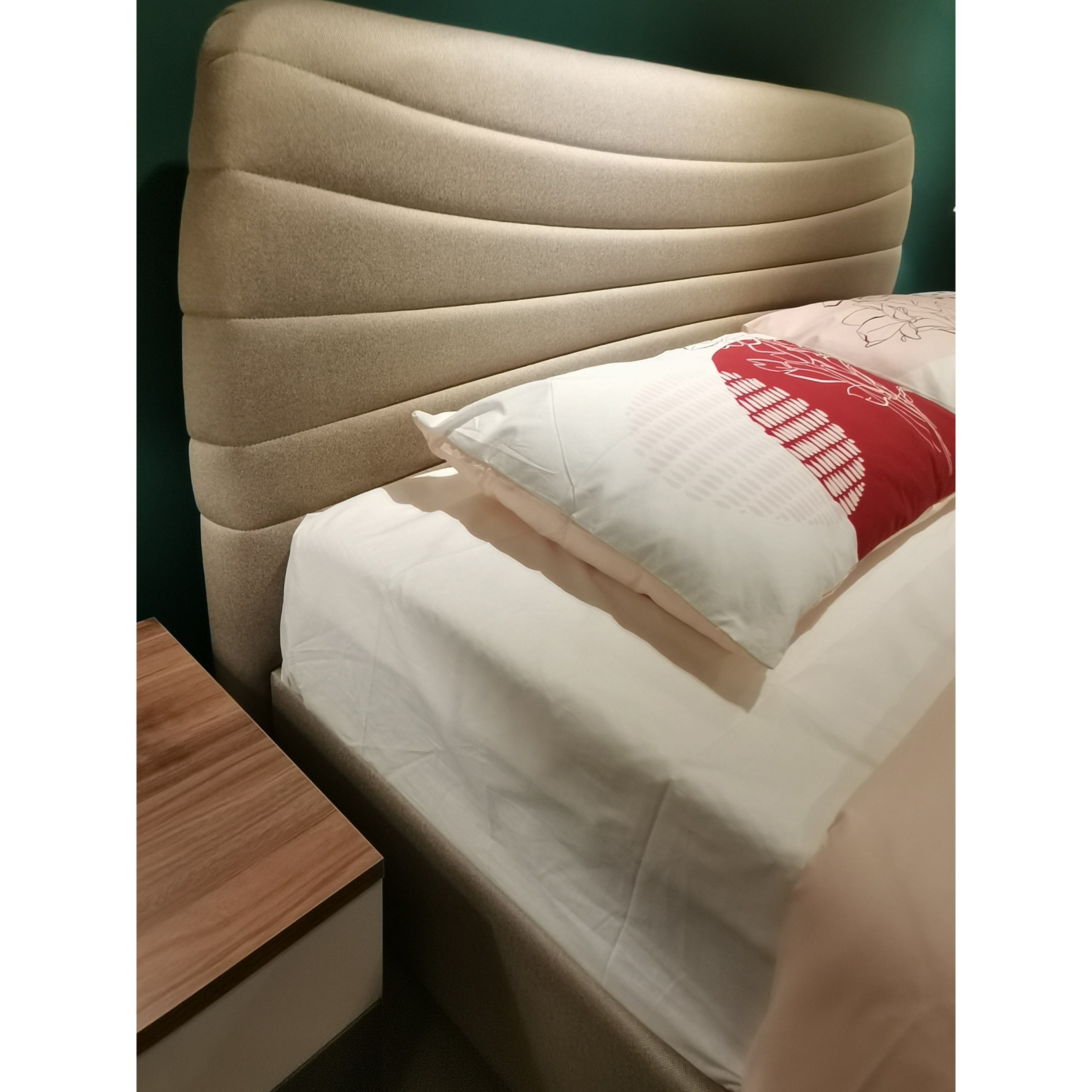 Кровать Enza Home Cordell, двуспальная, 160х200 см Кровать Enza Home Cordell, двуспальная, 160х200 см