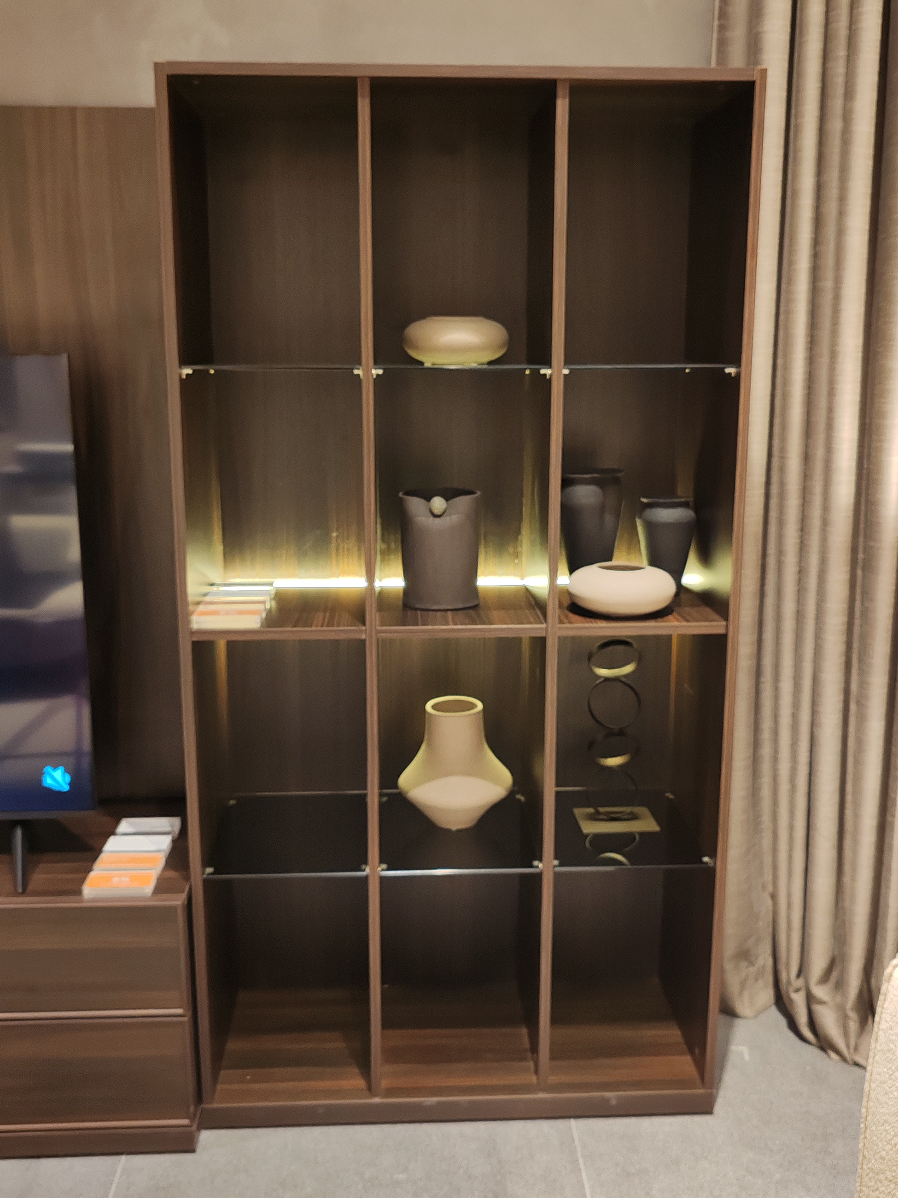 Шкаф книжный Enza Home Parma, размер 94х42х181 см55555000002846 Шкаф книжный Enza Home Parma, размер 94х42х181 см55555000002846