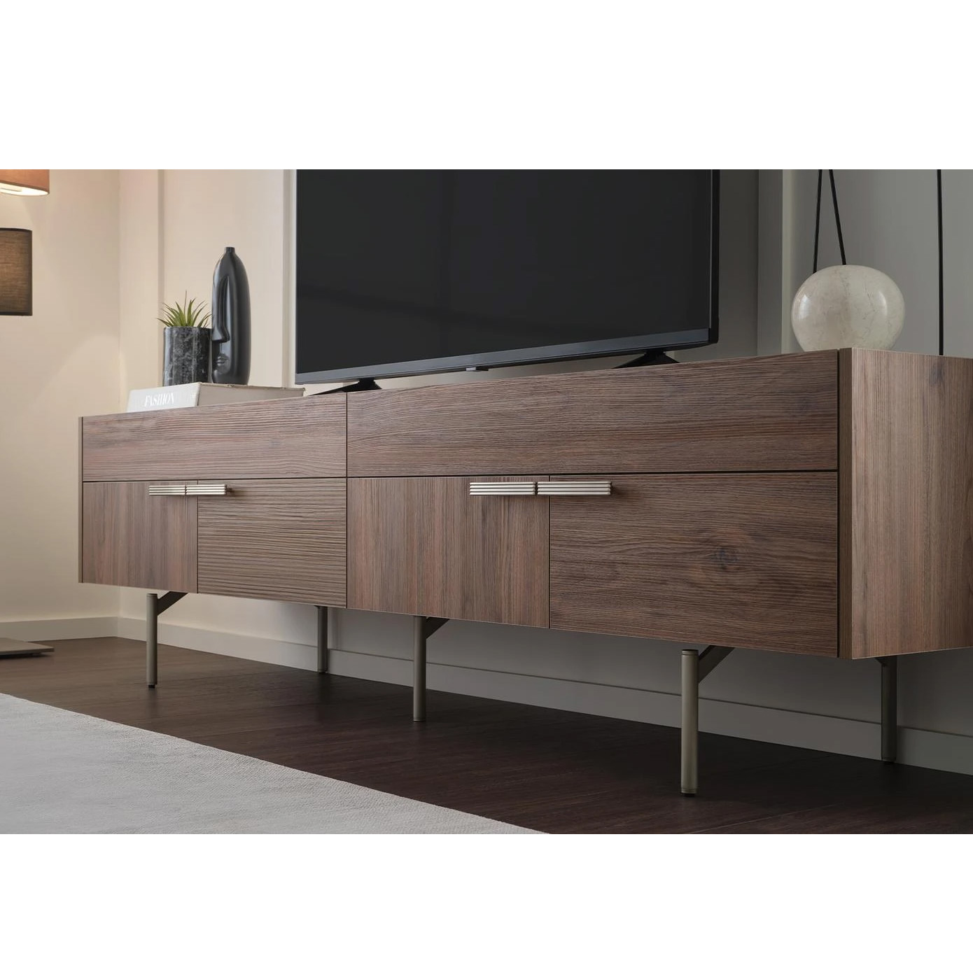 Тумба под телевизор с ножками Enza Home Pavia, 205х46х56 см55555000002114 Тумба под телевизор с ножками Enza Home Pavia, 205х46х56 см55555000002114