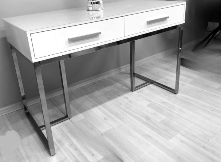 Стол-консоль IST-CASA Армада F-1543, размер 120х60х78 см, цвет: белый, серебро (F-1543casa)F-1543casa Стол-консоль IST-CASA Армада F-1543, размер 120х60х78 см, цвет: белый, серебро (F-1543casa)F-1543casa