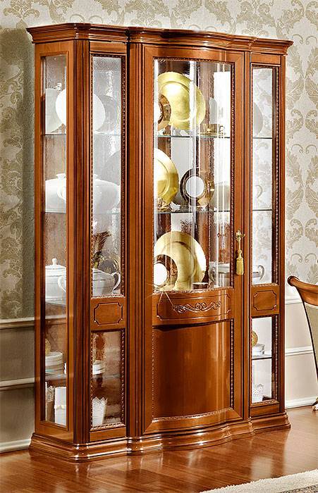 Витрина Camelgroup Torriani, 3-х дверная Cristalliera, цвет: орех, 130x56x208 см (138VT2.01NO)138VT2.01NO Витрина Camelgroup Torriani, 3-х дверная Cristalliera, цвет: орех, 130x56x208 см (138VT2.01NO)138VT2.01NO