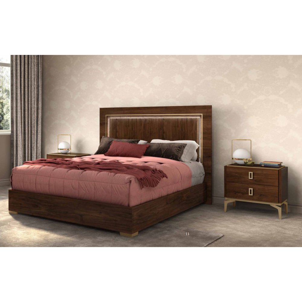 Кровать Status Eva, двуспальная Q.S, с деревянным изголовьем, цвет орех, 154х203 см (EABNOLT05)EABNOLT05