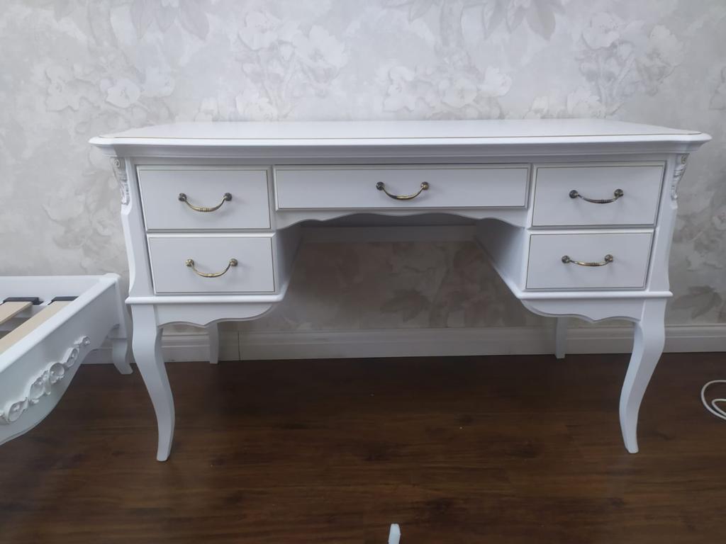 Стол письменный Aletan Provence Wood, цвет: слоновая кость-дерево 132х60х80 см (W702)W702 Стол письменный Aletan Provence Wood, цвет: слоновая кость-дерево 132х60х80 см (W702)W702