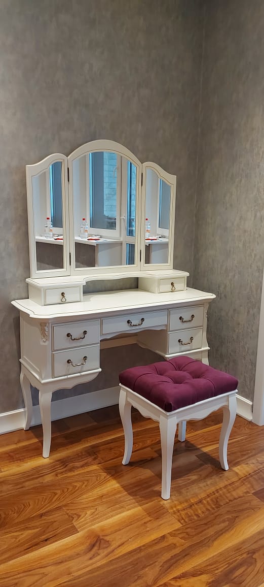 Стол письменный Aletan Provence Wood, цвет: слоновая кость-дерево 132х60х80 см (W702)W702 Стол письменный Aletan Provence Wood, цвет: слоновая кость-дерево 132х60х80 см (W702)W702