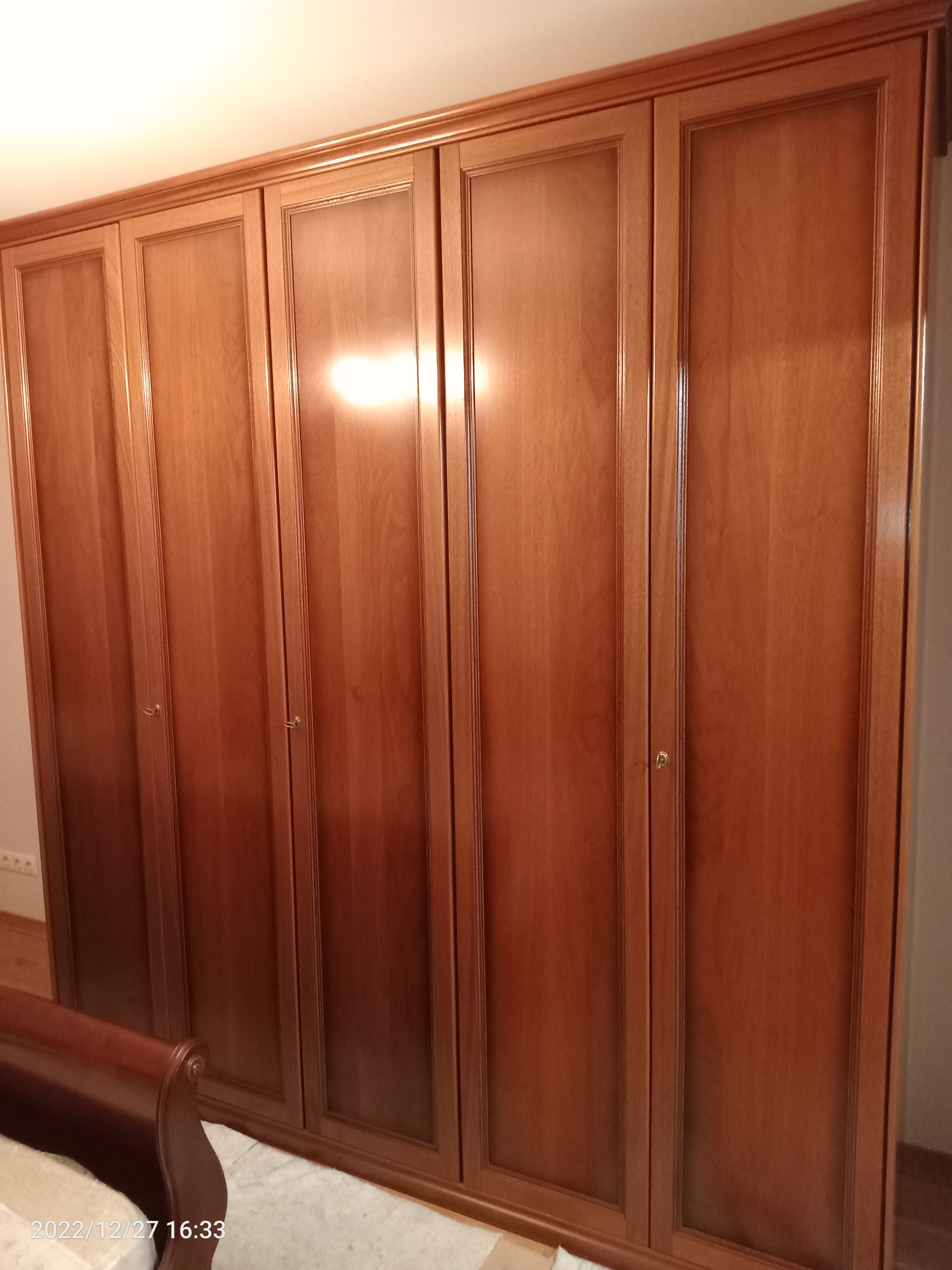 Шкаф платяной Nostalgia, 3-х дверный, низкий, цвет: орех, 149x64x220 см (085AR3.07NO)085AR3.07NO Шкаф платяной Nostalgia, 3-х дверный, низкий, цвет: орех, 149x64x220 см (085AR3.07NO)085AR3.07NO