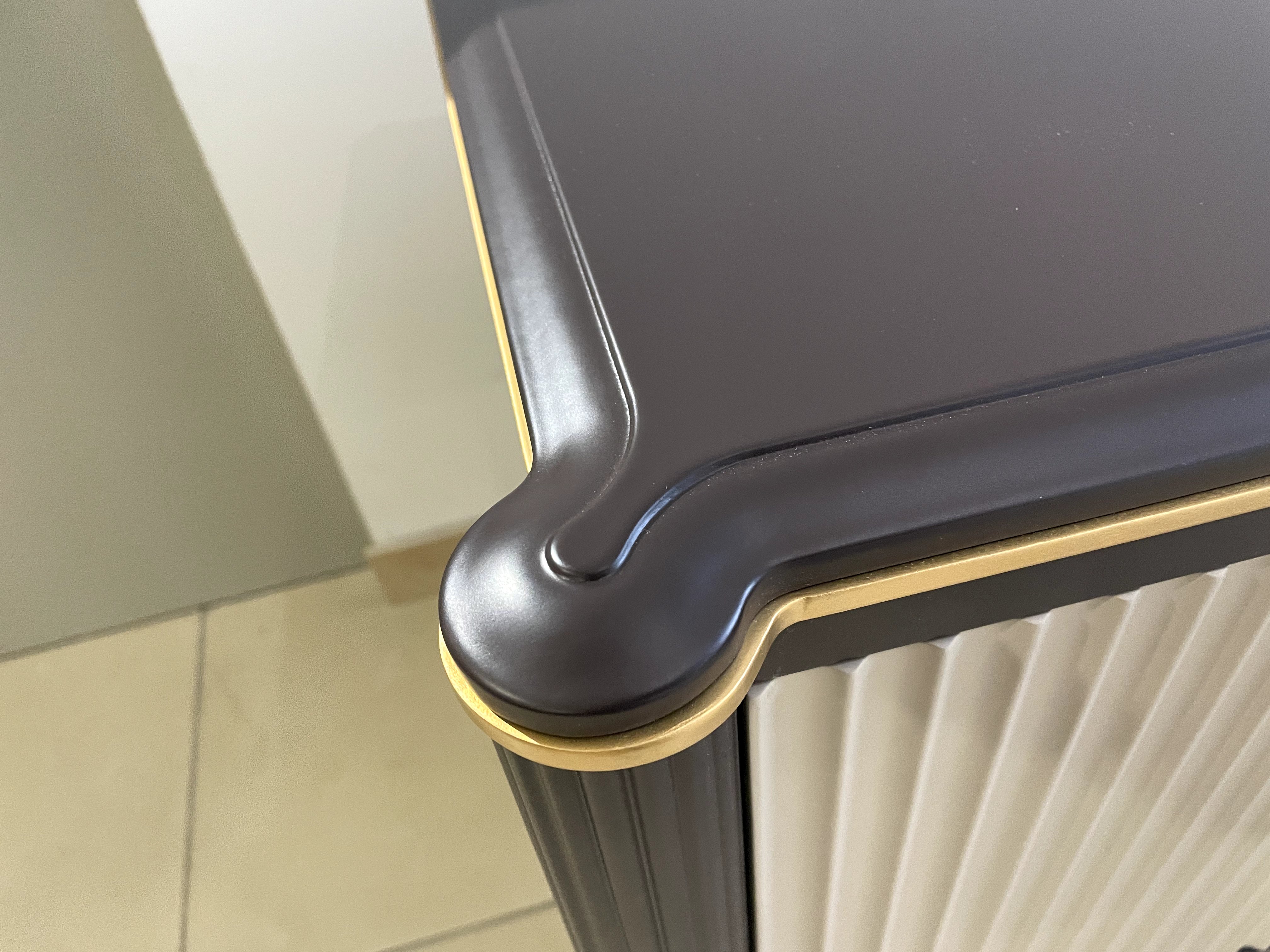 Тумба ТВ Timber Венеция, большая, цвет Моккачино/Орех американский, 190х45х59 см (Т-106/MO/NA)Т-106/MO/NA Тумба ТВ Timber Венеция, большая, цвет Моккачино/Орех американский, 190х45х59 см (Т-106/MO/NA)Т-106/MO/NA