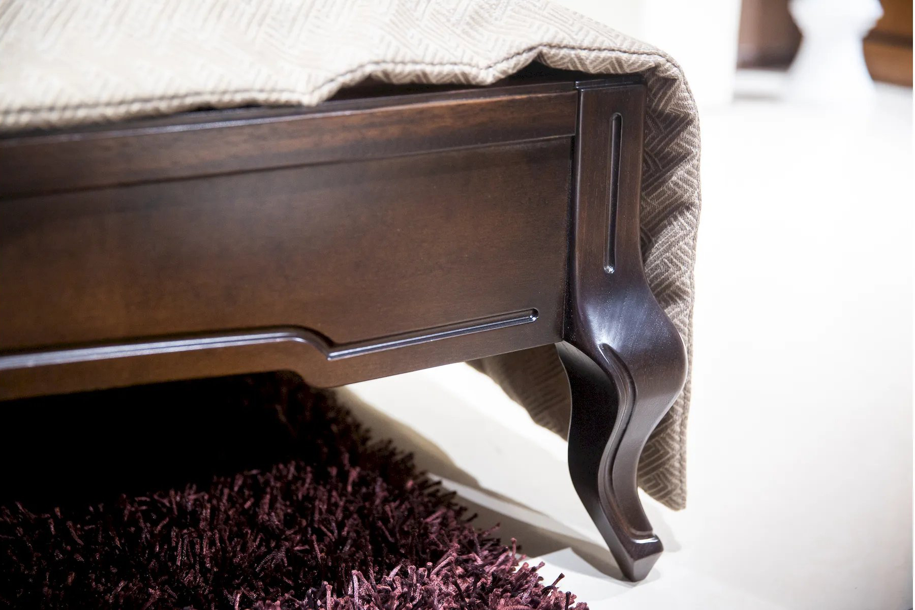 Кровать Camelgroup Verdi Noce, 180х200 см, ткань Aquos 3 Cream (кат В), цвет: noce anticato, размер 193х214х135 (169LET.04NO)169LET.04NO Кровать Camelgroup Verdi Noce, 180х200 см, ткань Aquos 3 Cream (кат В), цвет: noce anticato, размер 193х214х135 (169LET.04NO)169LET.04NO