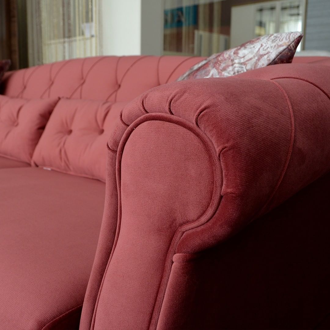 Диван-кровать Bellona Volga, 3-х местный цвет: темно-розовый, ножки орех, подушки розовые (VOLG-02/Kamila 201572) остаткиVOLG-02
