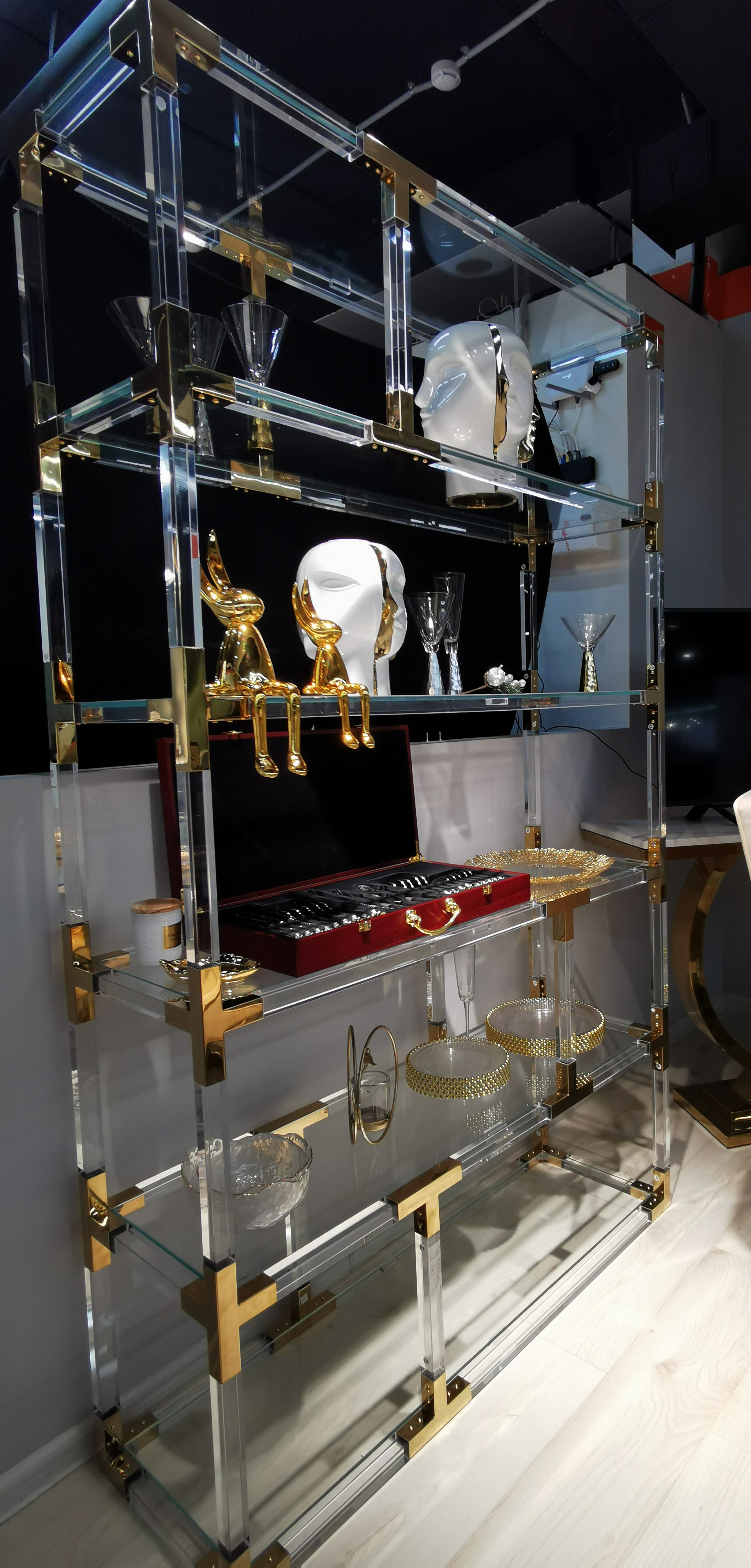 Стеллаж IST-CASA Роялти MH-1780NC-5, размер 80х35х168 см, цвет: прозрачный (MH-1780NC-5casa)MH-1780NC-5casa Стеллаж IST-CASA Роялти MH-1780NC-5, размер 80х35х168 см, цвет: прозрачный (MH-1780NC-5casa)MH-1780NC-5casa