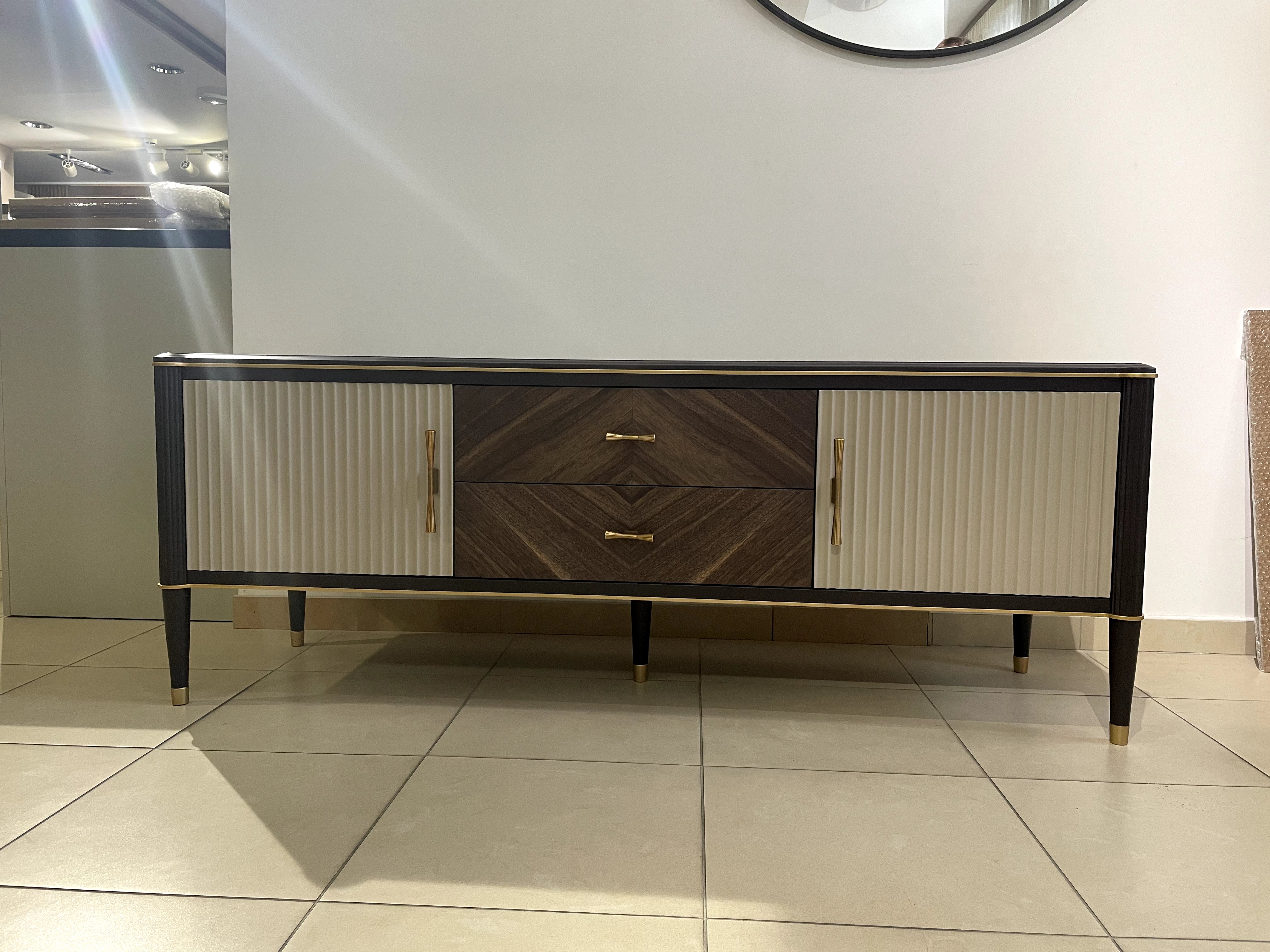 Тумба ТВ Timber Венеция, большая, цвет Моккачино/Орех американский, 190х45х59 см (Т-106/MO/NA)Т-106/MO/NA Тумба ТВ Timber Венеция, большая, цвет Моккачино/Орех американский, 190х45х59 см (Т-106/MO/NA)Т-106/MO/NA