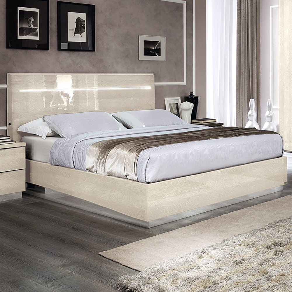 Кровать Legno Camelgroup Platinum sabbia, с подсветкой, цвет: янтарная береза, 160x200 см (136LET.33BS)136LET.33BS