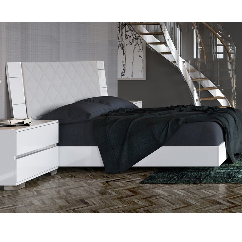Кровать Status Dream, двуспальная, с мягким изголовьем, цвет цвет White, размер 160х203 см (DRBWHLT08FR)DRBWHLT08FR