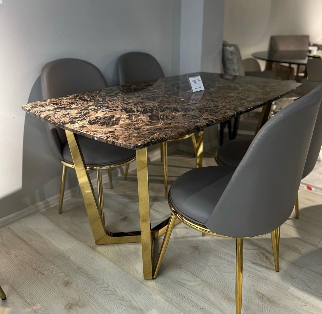Стол обеденный IST-CASA Ланс DT-2852.1, размер 140х80х75 см, цвет: коричневый мрамор (DT-2852.1casa)DT-2852.1casa Стол обеденный IST-CASA Ланс DT-2852.1, размер 140х80х75 см, цвет: коричневый мрамор (DT-2852.1casa)DT-2852.1casa