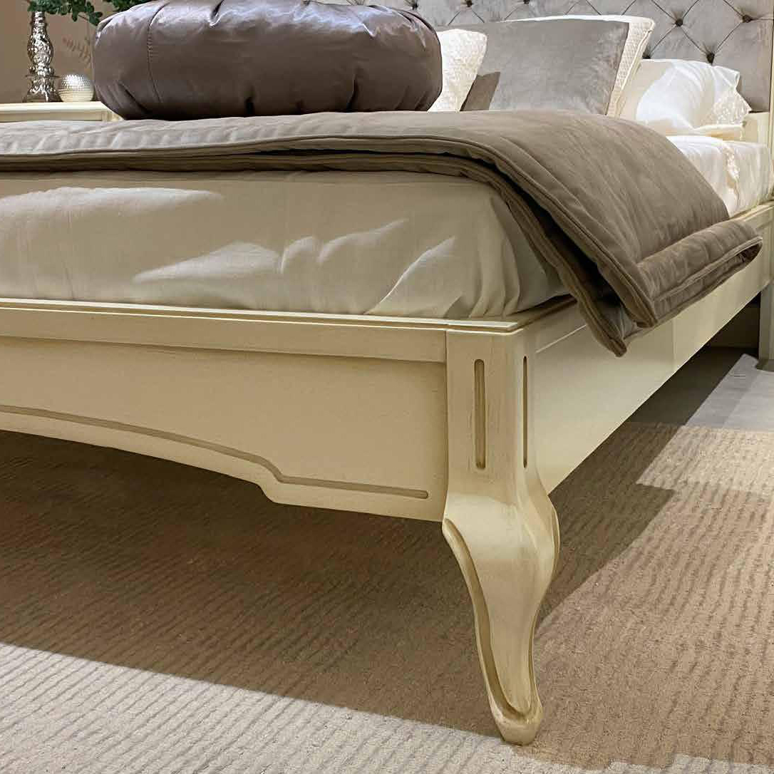 Кровать Camelgroup Verdi, 180х200 см, ткань Aquos 3 Cream (кат В), цвет: avorio patinado, размер 193х214х135 (169LET.04AV)169LET.04AV