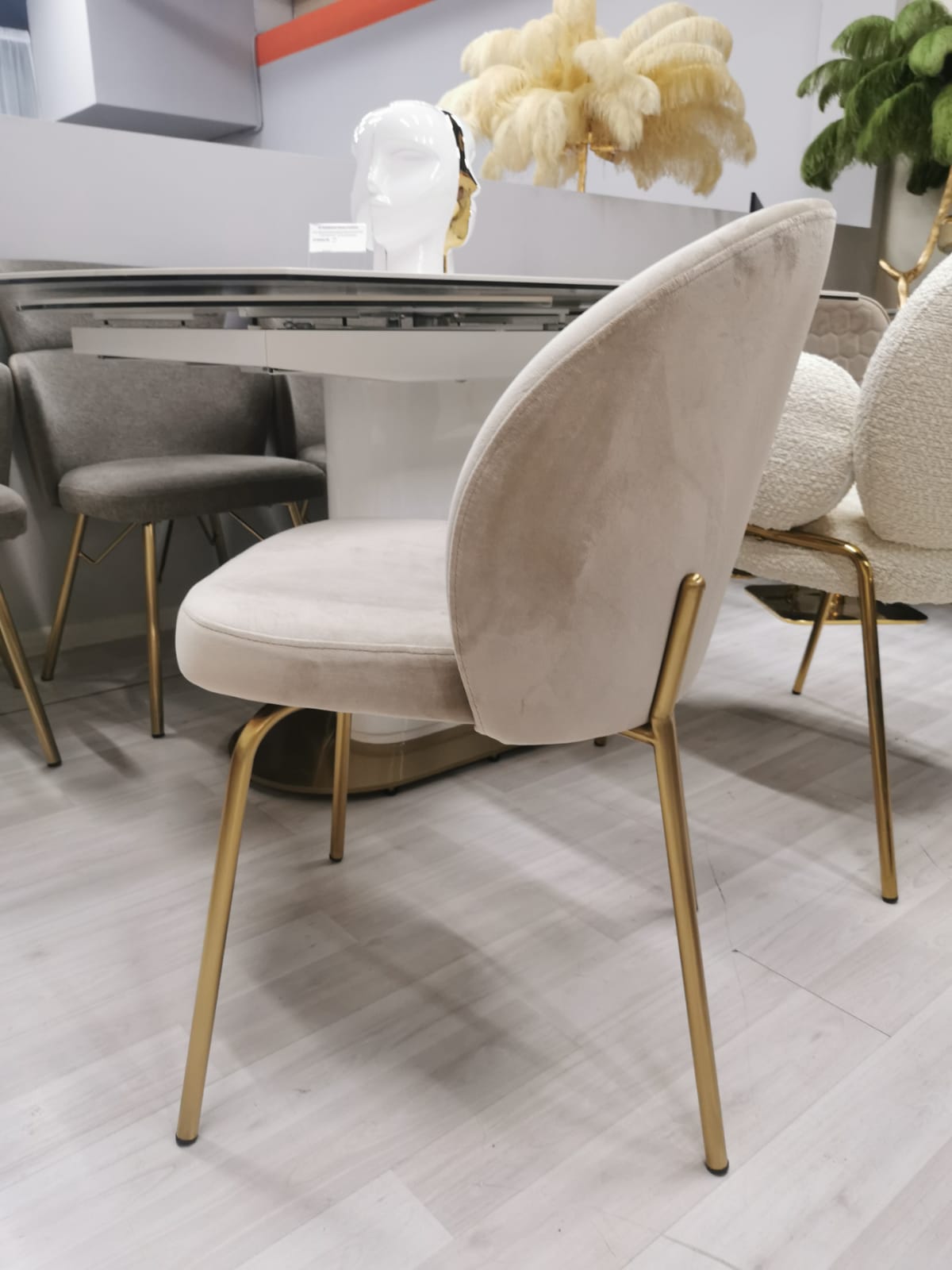 Стул обеденный IST-CASA Грасси DC-2059, размер 52x48x80 см, цвет: бежевый (DC-2059casa)DC-2059casa Стул обеденный IST-CASA Грасси DC-2059, размер 52x48x80 см, цвет: бежевый (DC-2059casa)DC-2059casa