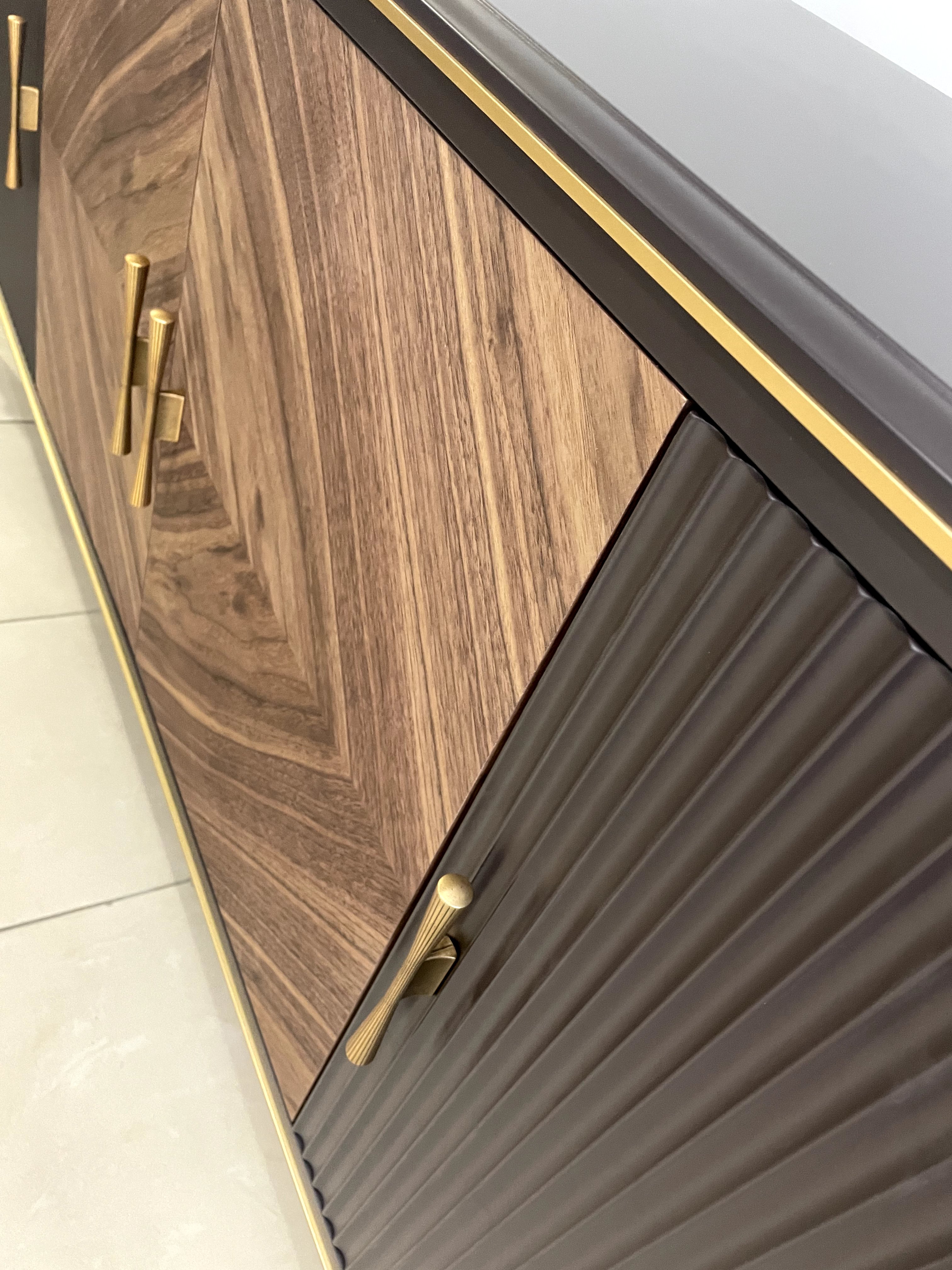 Консоль Timber Венеция, цвет Моккачино/Орех американский, 128х45х80 см (Т-133/MO/NA)Т-133/MO/NA Консоль Timber Венеция, цвет Моккачино/Орех американский, 128х45х80 см (Т-133/MO/NA)Т-133/MO/NA