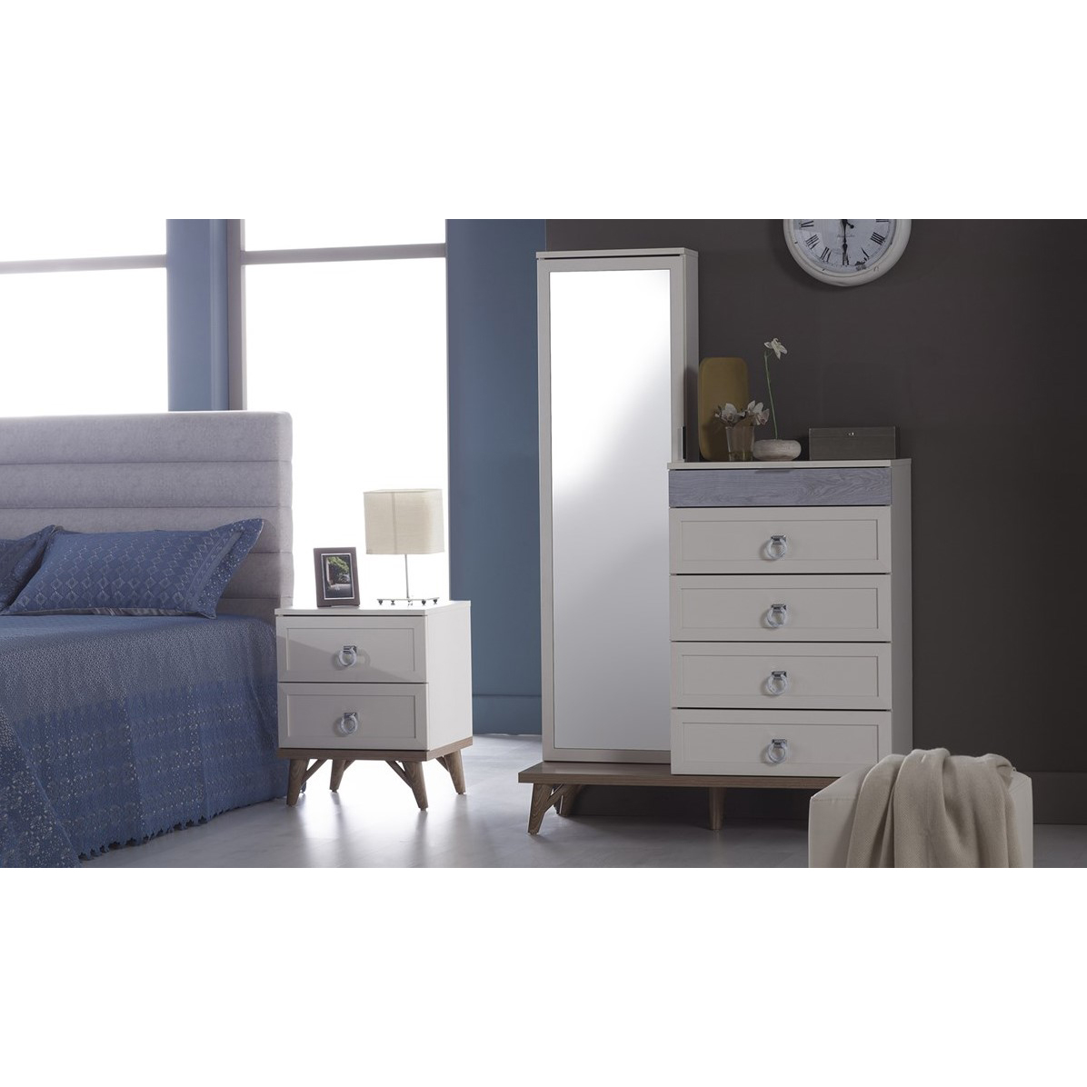 Стол туалетный-комод Bellona Mavenna, размер 108x46x171 см (MAVN-23)MAVN-23 Стол туалетный-комод Bellona Mavenna, размер 108x46x171 см (MAVN-23)MAVN-23