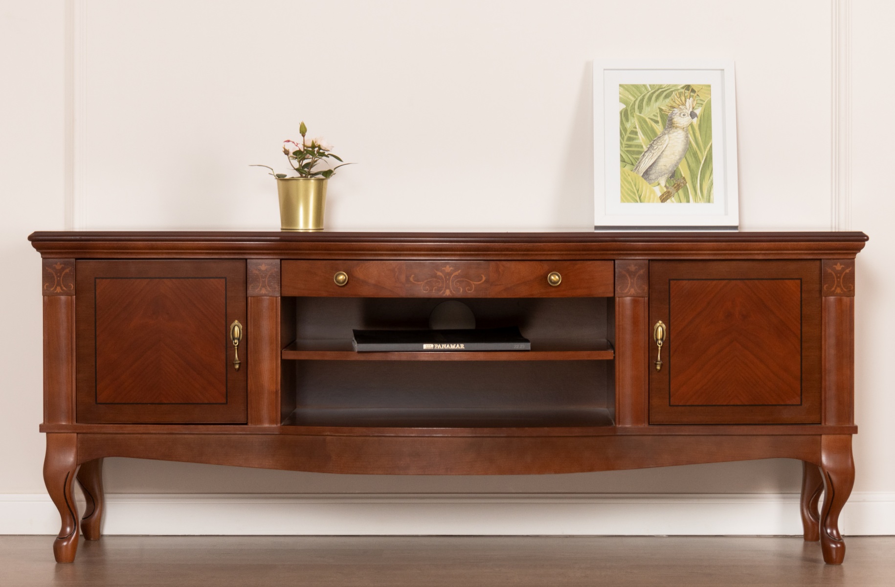 Тумба ТВ Panamar Classico, цвет: орех/черешня, 150х45х61 см (861.150.P)861.150.P Тумба ТВ Panamar Classico, цвет: орех/черешня, 150х45х61 см (861.150.P)861.150.P