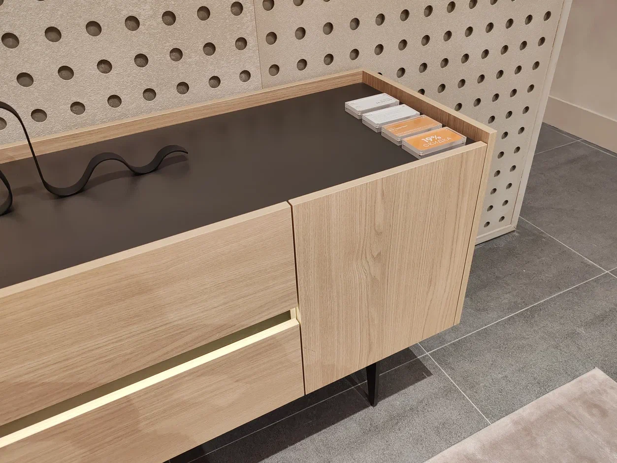 Комод-сервант с деревянной поверхностью Enza Home Terra, размер 209х47х80 см55555000002557 Комод-сервант с деревянной поверхностью Enza Home Terra, размер 209х47х80 см55555000002557