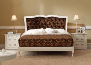 Односпальные двуспальные кровати в стиле классика
