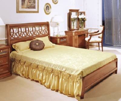 Кровать в цвете орех от "Бристоль"