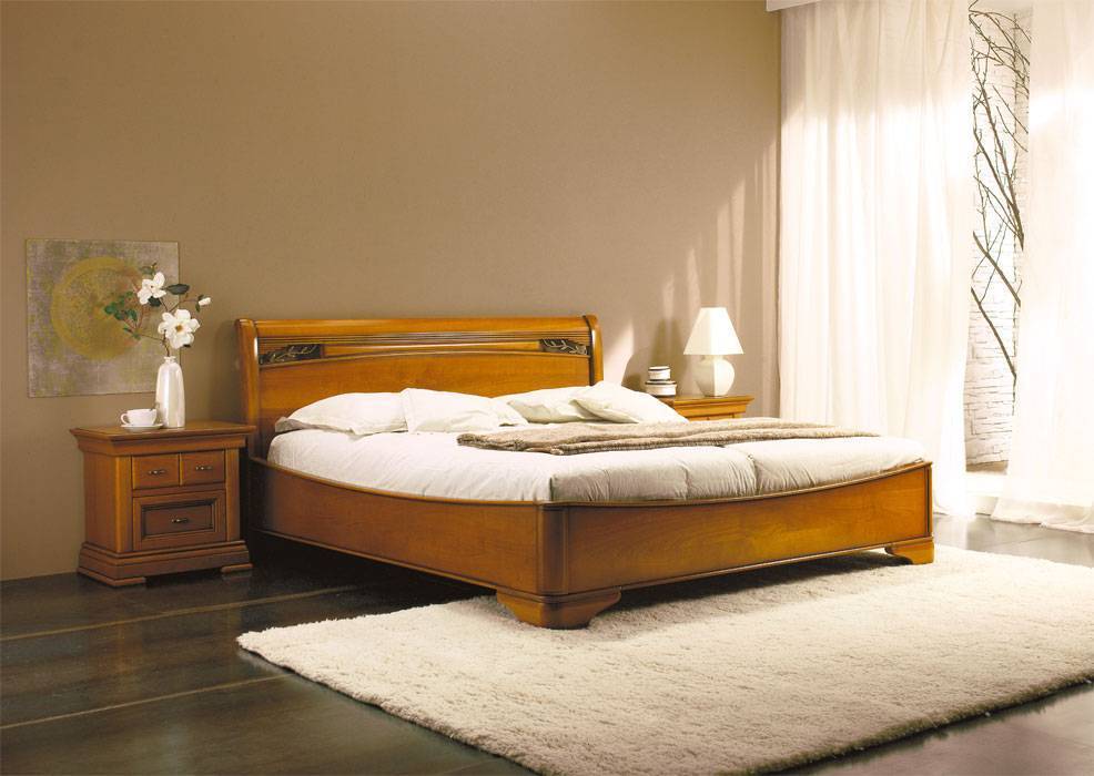 Двуспальные кровати без изножья