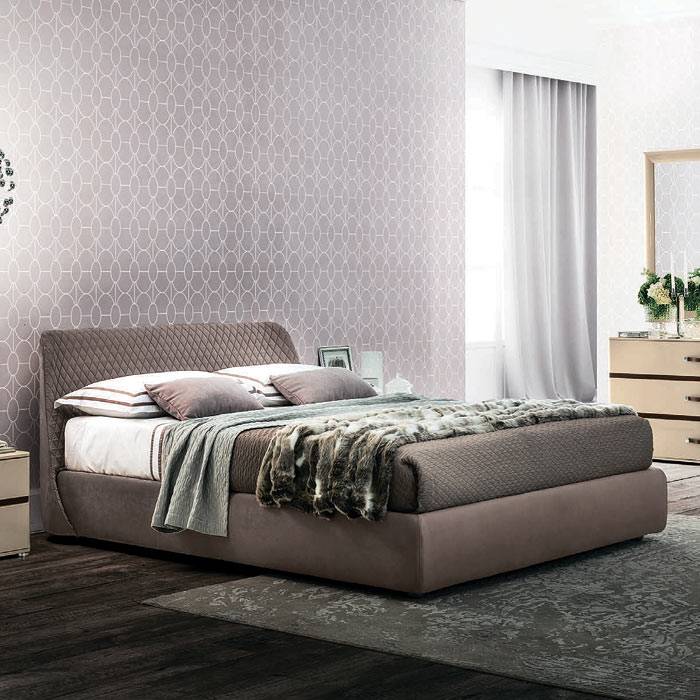 Элегантная кровать (Италия)